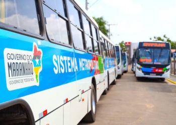 Governo abre cadastro para transporte escolar gratuito a alunos da rede estadual na Grande São Luís e Imperatriz
