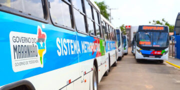 Governo abre cadastro para transporte escolar gratuito a alunos da rede estadual na Grande São Luís e Imperatriz
