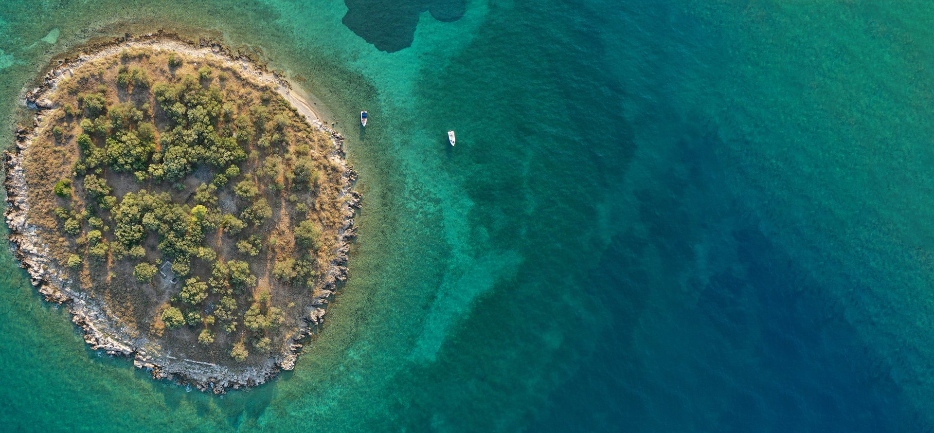 Small inhabitant island at Corinthian bay