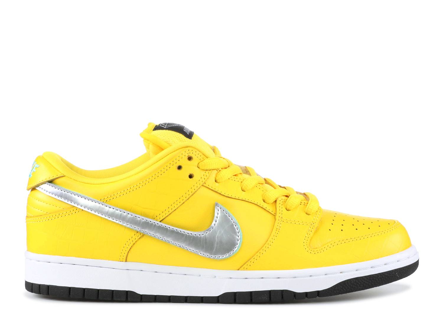 nike-sb-dunk-low-diamond-supply-co-canary-friends-and-family