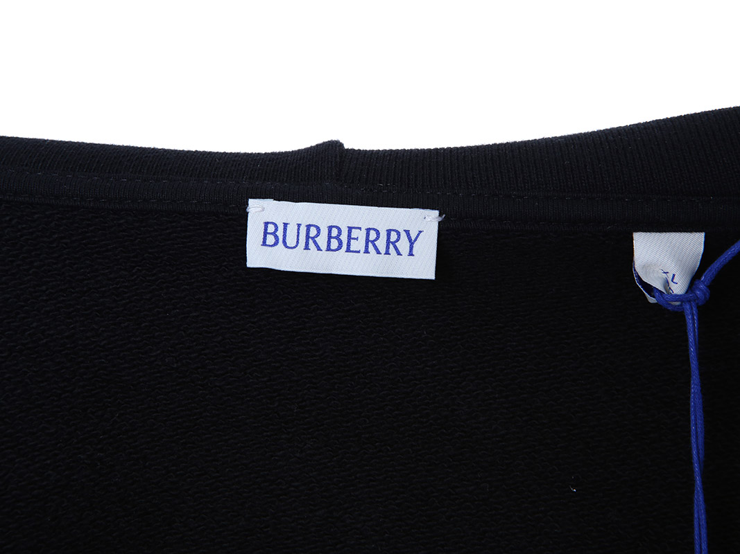 BURBERRY 8119052 ���̹��� 44