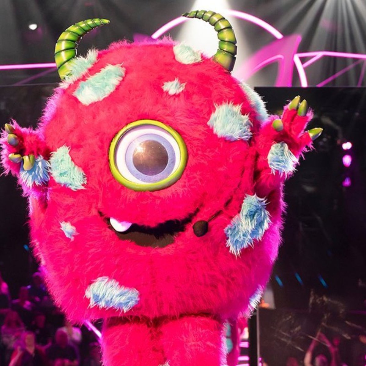 Masked monster. The masked Singer монстр. Masked Singer Australia Volcano. Монстр к ИС шоу маска. The masked Singer Monster рыжий.