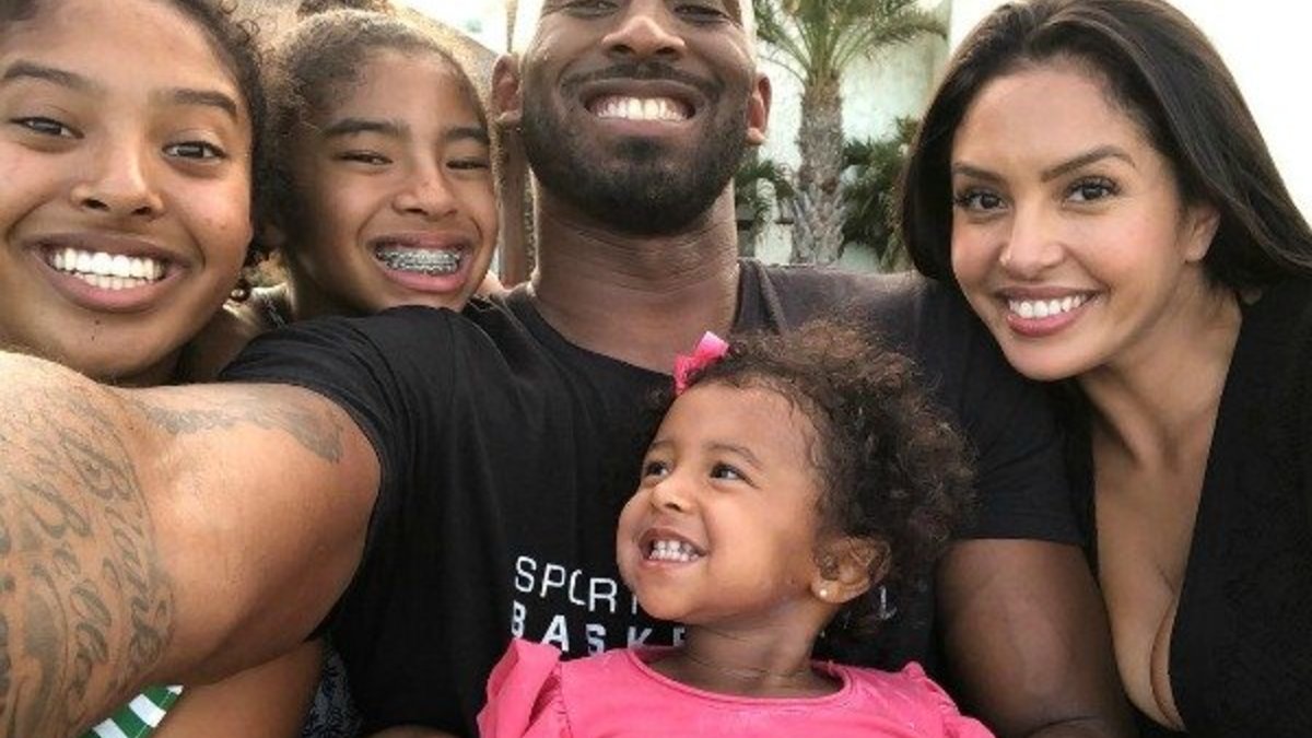 Kobe Bryant's wife, Vanessa, 'can't finish a sentence without crying