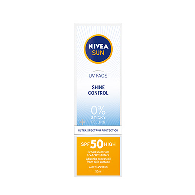 Box of UV Face Shine Control SPF50