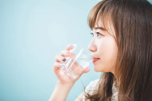 熱中症対策！水分補給の〝理想のタイミング〟とは？｜試してみて（162）