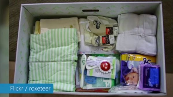 every-newborn-in-finland-sleeps-in-a-cardboard-box-for-the-most-brilliant-reason2