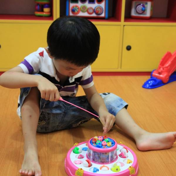 釣魚是訓練手眼協調的好玩具