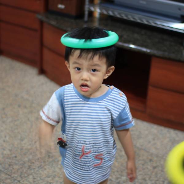 看我這樣可愛吧