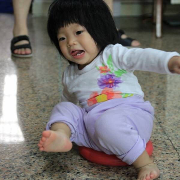 這個動作一教就會很厲害也很可愛