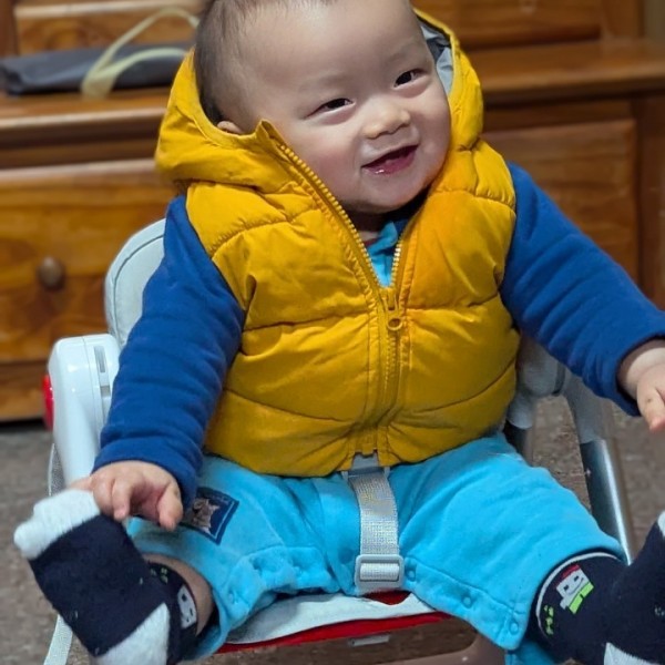 坐新椅子