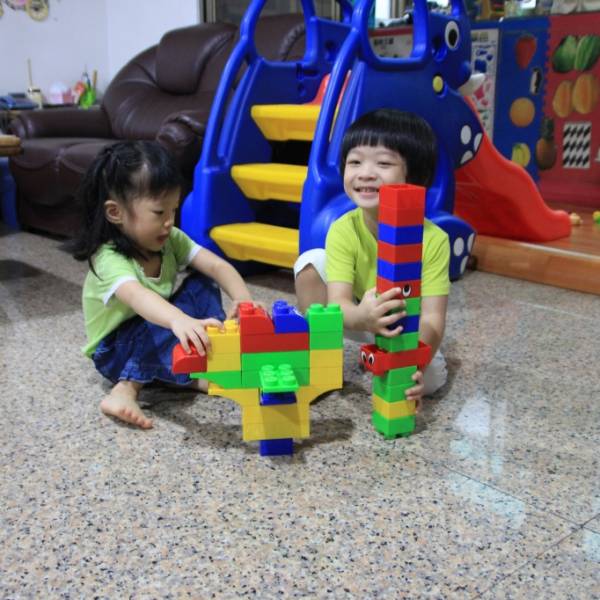 大積木看誰的比較棒