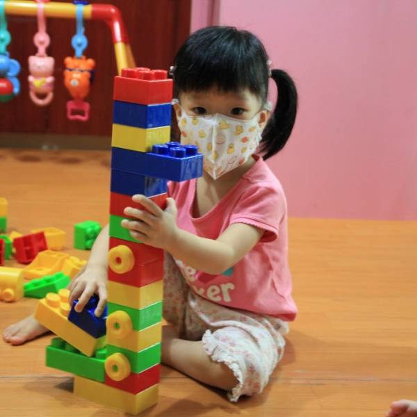 感冒時讓他戴口罩很配合