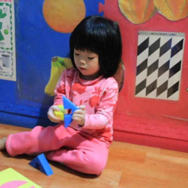 劉又菁2歲2個月