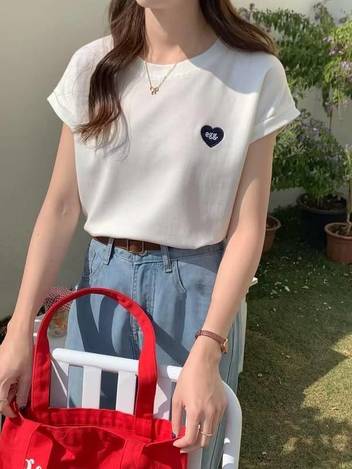 11-90887 質感刺繡egg愛心上衣 