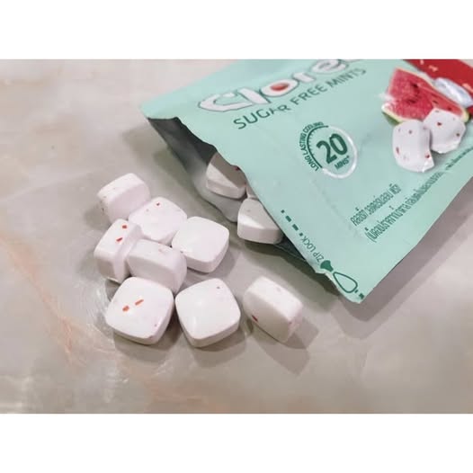 01-370 泰國 Clorets 爆紅西瓜涼糖口氣清新糖