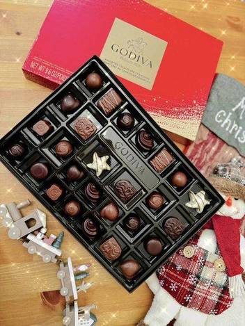 2024 GODIVA 聖誕響宴綜合巧克力禮盒1119