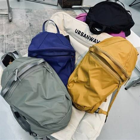 防刮耐磨 尼龍登山後背包 SI*0210
