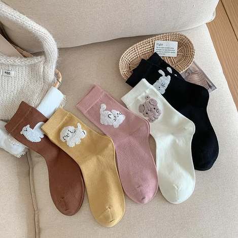 SI*827 絨毛動物刺繡中筒襪