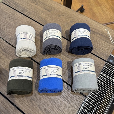 日本 mont-bell 牛奶絨圍巾🧣