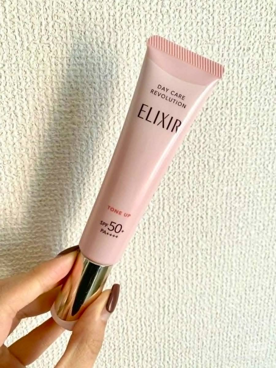 j03/31 ELIXIR 怡麗絲爾 粉嫩潤色防曬乳（Tone Up Pink）SPF50+ PA++++