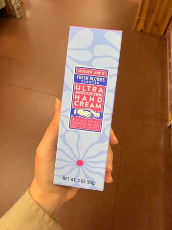 🌼✨ Trader Joe’s 花香護手霜