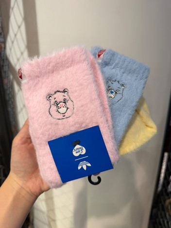 Adidas Originals × Care Bears 聯名毛絨中筒襪 3雙組 🧸💕