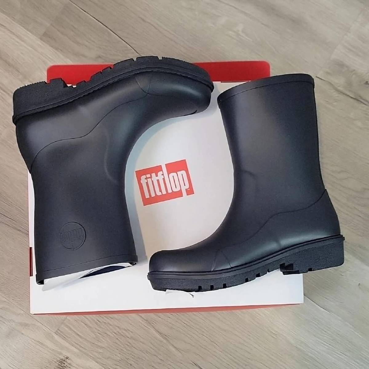 🇺🇸 FitFlop Midnight Navy 中筒防水雨靴