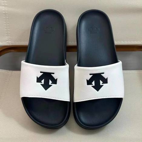 DESCENTE ICING NAS SLIDE 冰感輕量快乾拖鞋 🧊