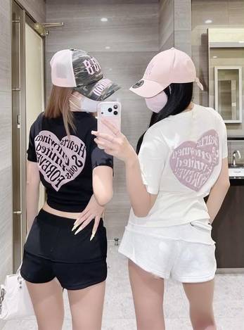 ♡ GRL 愛心字母印花短T