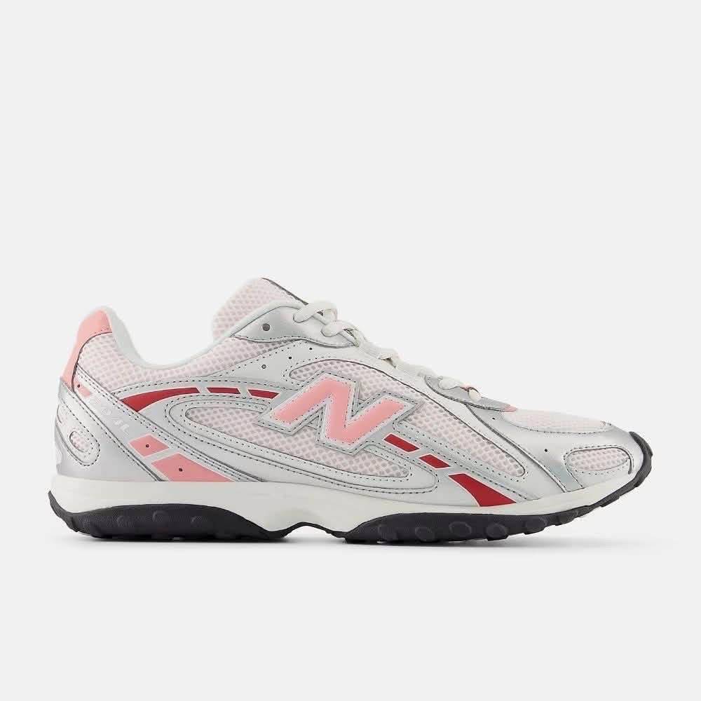 New Balance 204L