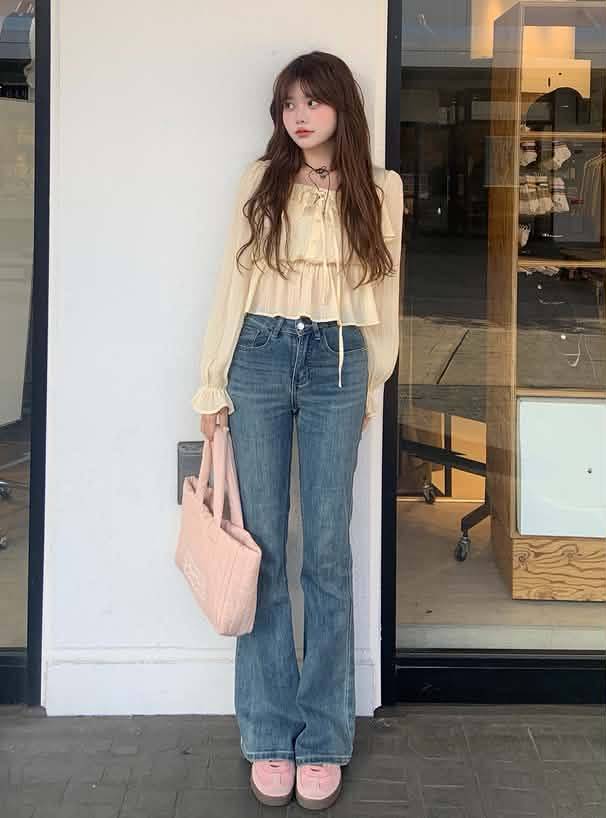 🇯🇵 日本 GRL｜高腰微喇叭牛仔褲 👖✨