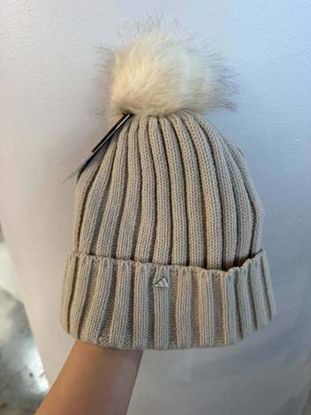 🧢 adidas 秋冬針織毛帽