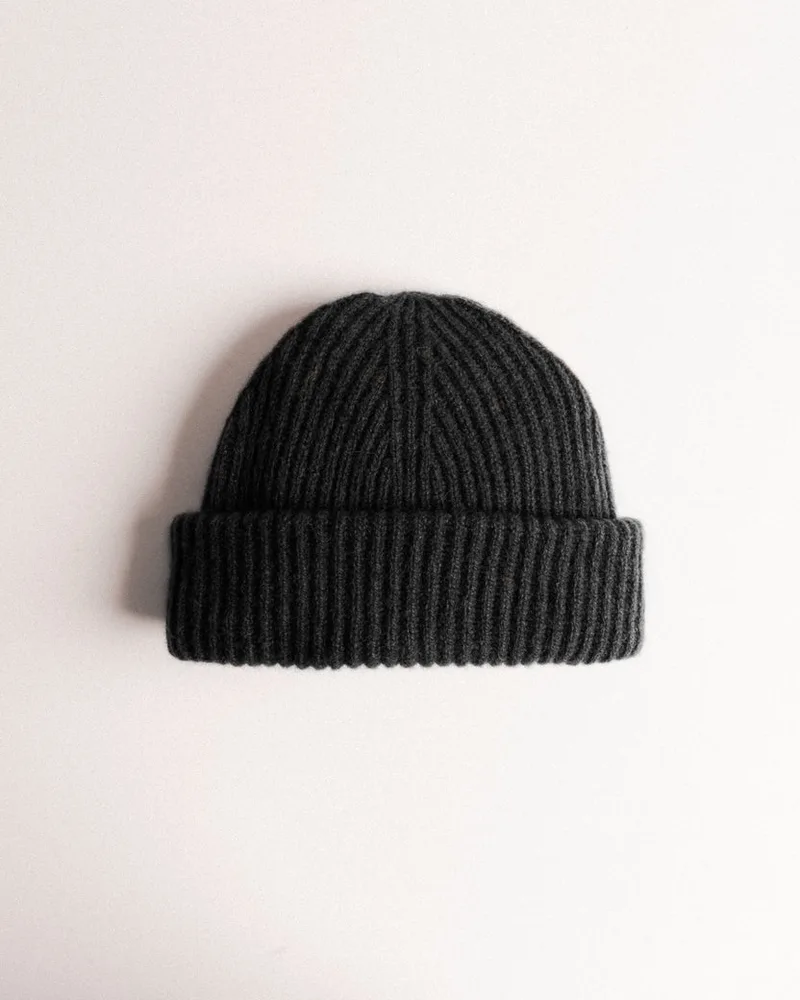 Deck Beanie - Black