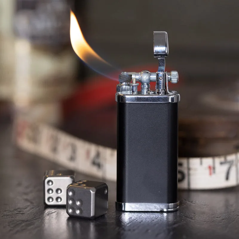 im corona Old Boy Lighter - Black & Chrome