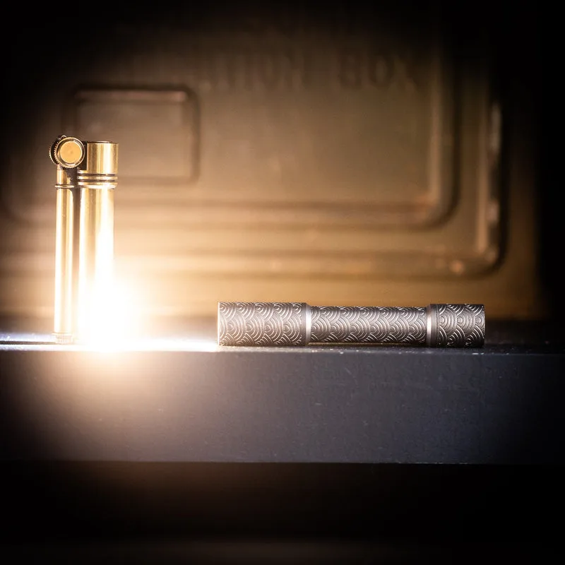 ReyLight Pineapple Mini Flashlight MK3 - Ti (Full) Seigaiha