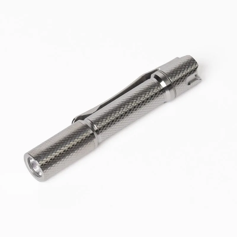 ReyLight Pineapple Mini Flashlight MK3 - Ti Crosshatch