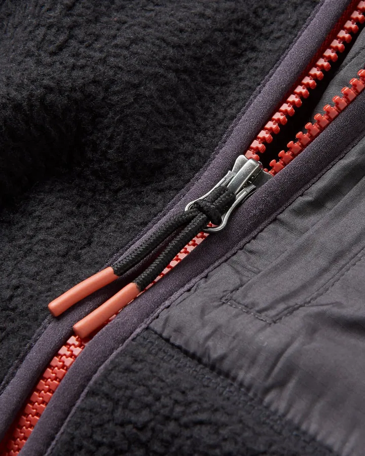 Offgrid Recycled Sherpa Fleece Vest Black