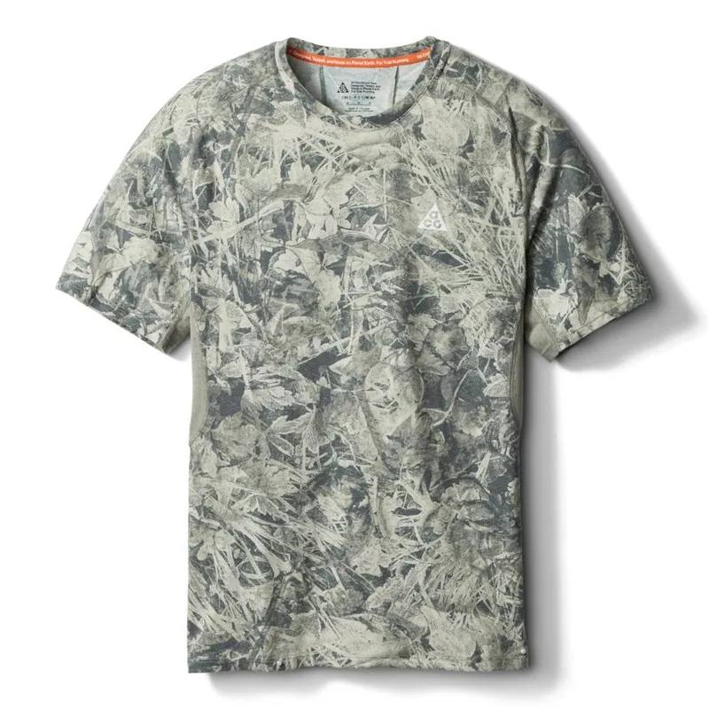 ACG Solar Chase Short Sleeve T-Shirt