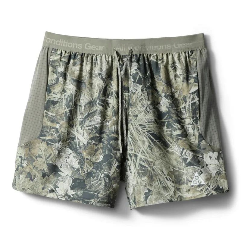 ACG Essential 6" Shorts