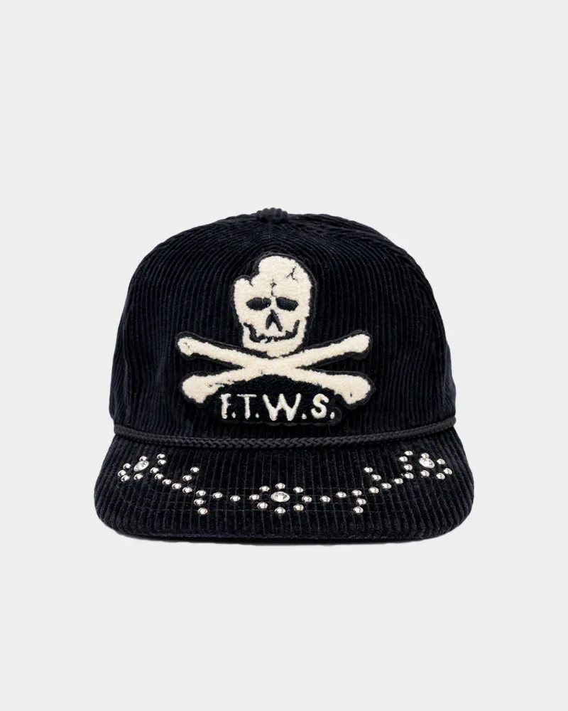 STUDDED SKULL & BONES HAT
