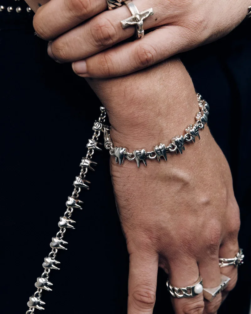 CROOKED SMILE BRACELET
