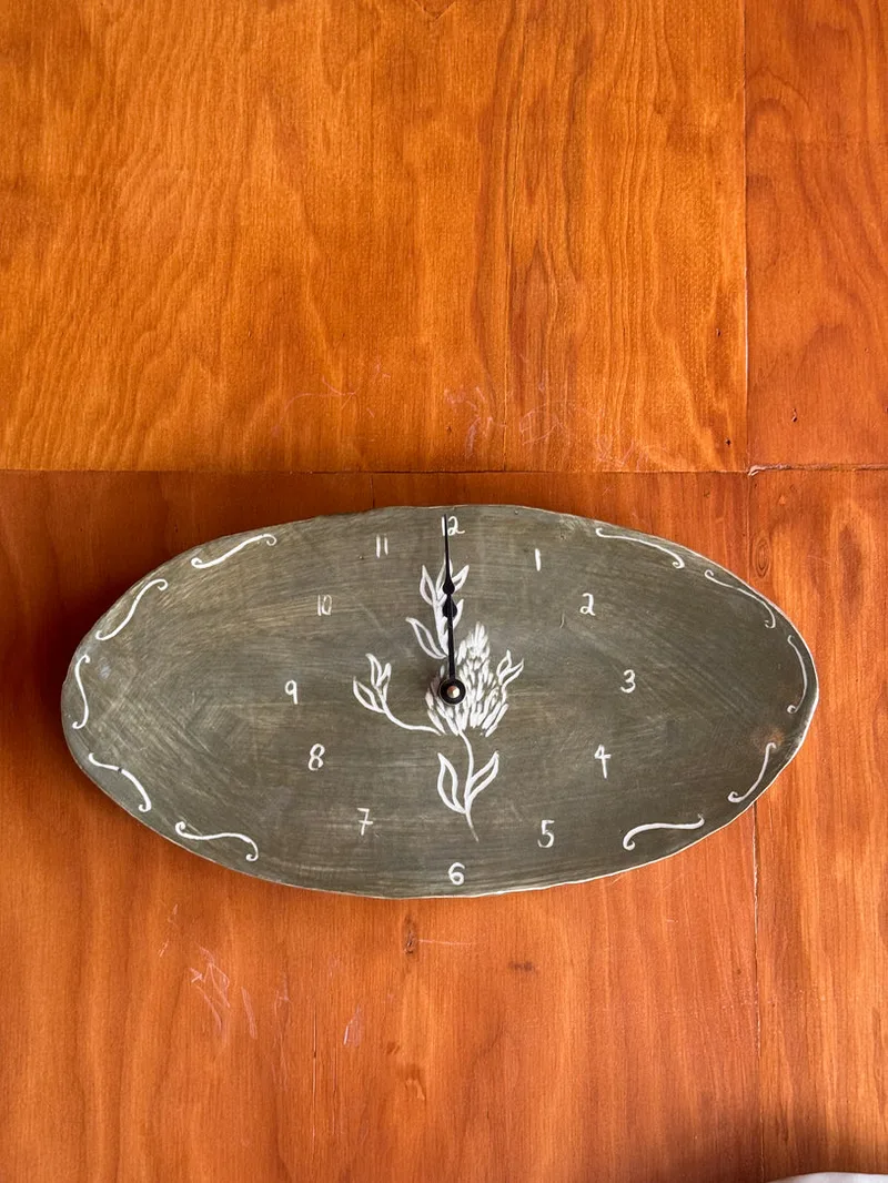 a simple flower - Oval Clock (presale)