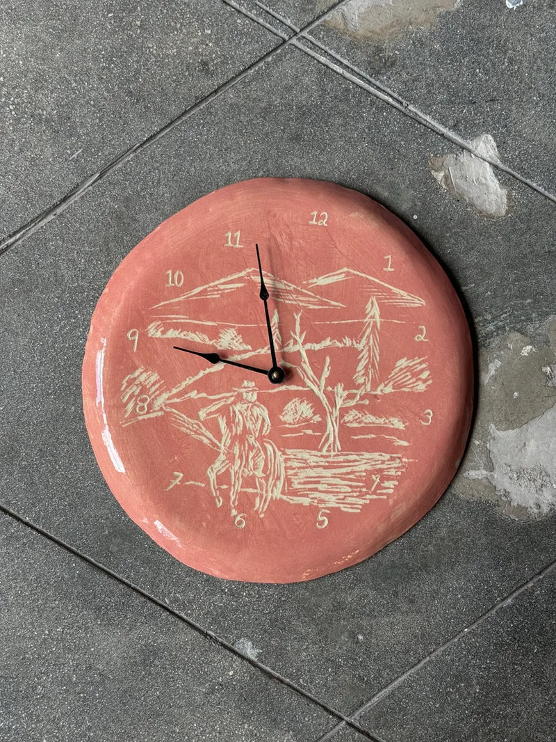 Looking Beyond - Clock (Presale)