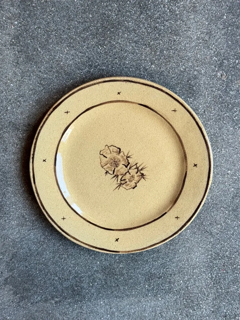 Desert Flower - Medium Dinner Plate