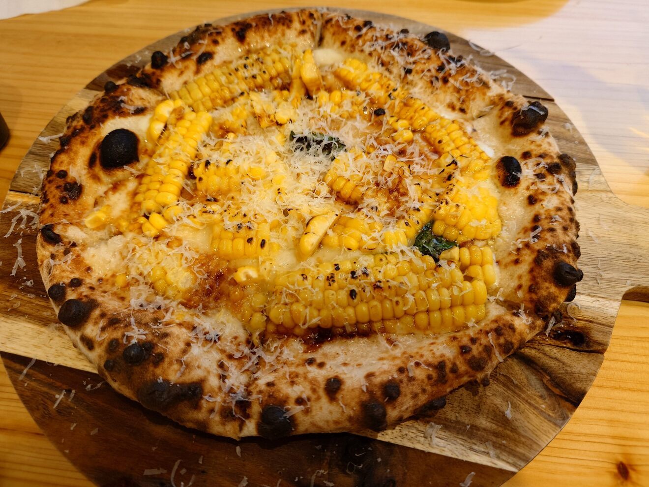 10369