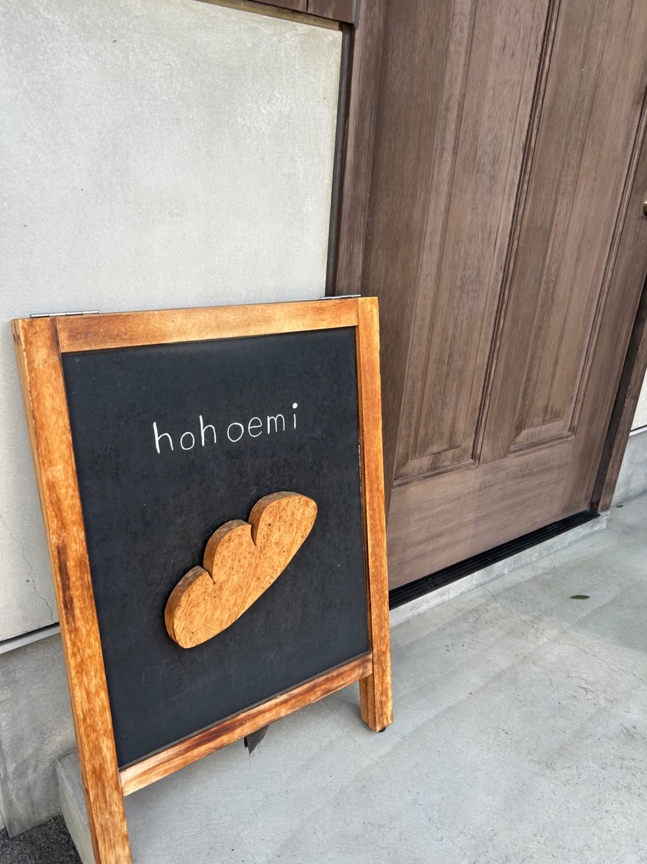 9083