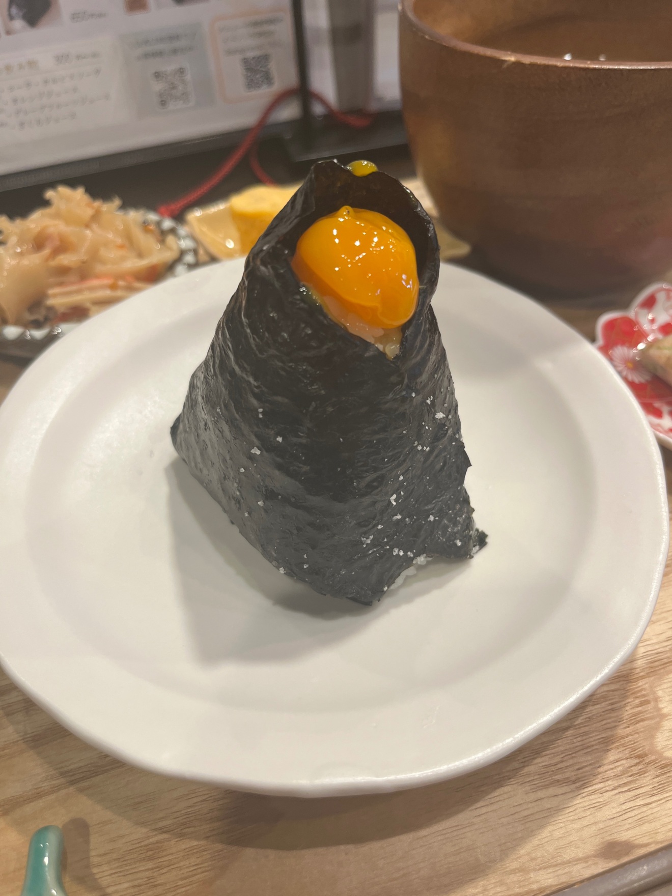 9568