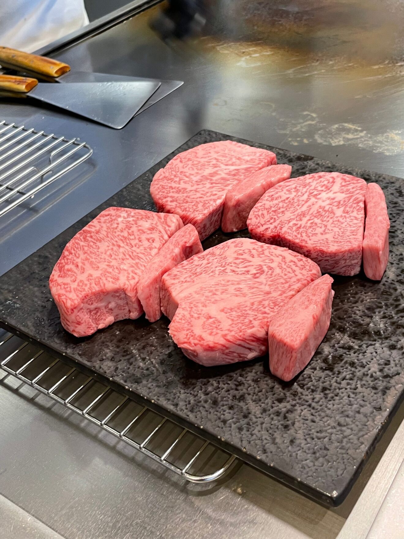 9880