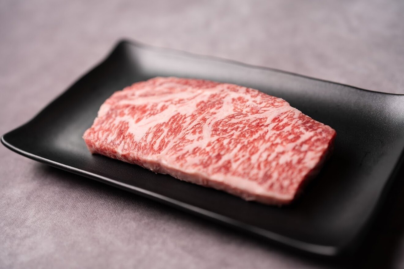 炭火焼肉ともつ鍋のお店　あかり