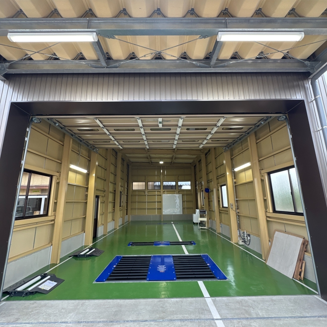 （株）樋口モータース 自動車整備工場